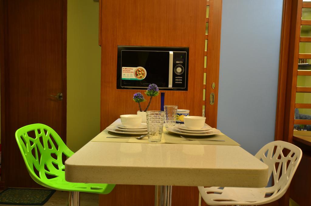 A Homey Place At Adriatico Manila Exterior foto